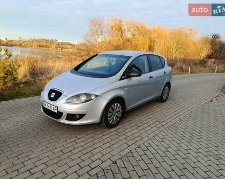 Сірий Сеат Toledo, об'ємом двигуна 1.6 л та пробігом 260 тис. км за 3950 $, фото 1 на Automoto.ua