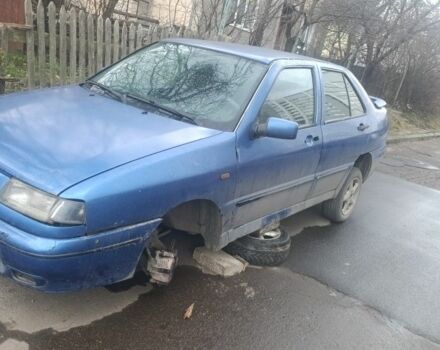 Синий Сеат Толедо, объемом двигателя 1.6 л и пробегом 300 тыс. км за 356 $, фото 3 на Automoto.ua