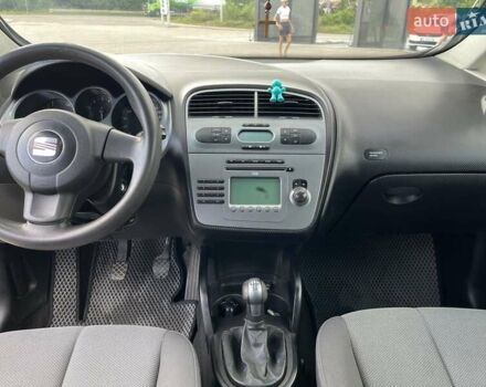 Синій Сеат Toledo, об'ємом двигуна 1.6 л та пробігом 353 тис. км за 4500 $, фото 11 на Automoto.ua