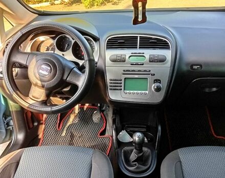 Синий Сеат Толедо, объемом двигателя 1.6 л и пробегом 209 тыс. км за 5900 $, фото 4 на Automoto.ua