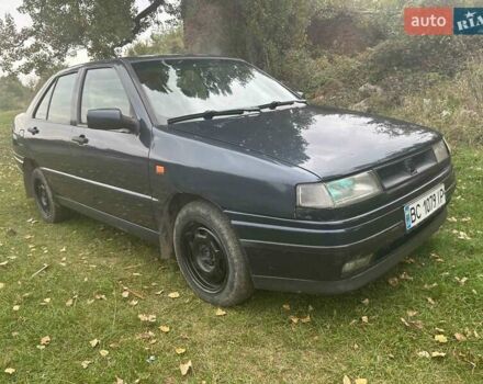 Синий Сеат Толедо, объемом двигателя 1.6 л и пробегом 200 тыс. км за 1150 $, фото 1 на Automoto.ua