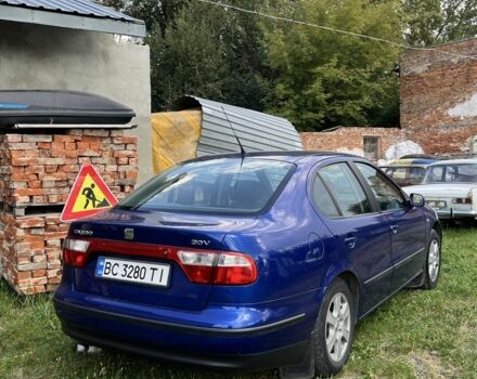 Синий Сеат Толедо, объемом двигателя 1.8 л и пробегом 180 тыс. км за 3000 $, фото 1 на Automoto.ua