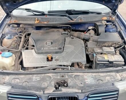 Синій Сеат Toledo, об'ємом двигуна 1.6 л та пробігом 300 тис. км за 2800 $, фото 8 на Automoto.ua