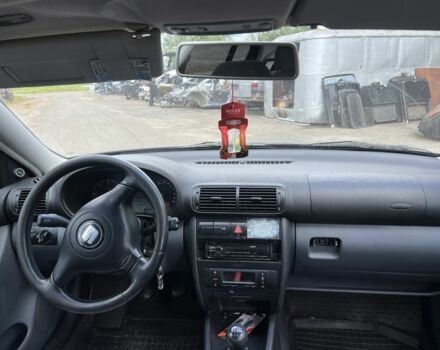 Синий Сеат Толедо, объемом двигателя 1.9 л и пробегом 400 тыс. км за 1150 $, фото 6 на Automoto.ua