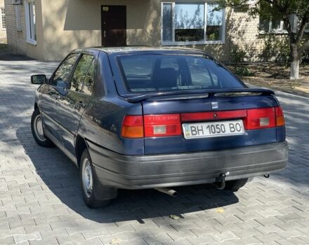 Синий Сеат Толедо, объемом двигателя 1.8 л и пробегом 240 тыс. км за 2300 $, фото 3 на Automoto.ua