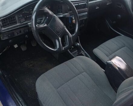 Синий Сеат Толедо, объемом двигателя 1.8 л и пробегом 300 тыс. км за 1000 $, фото 2 на Automoto.ua