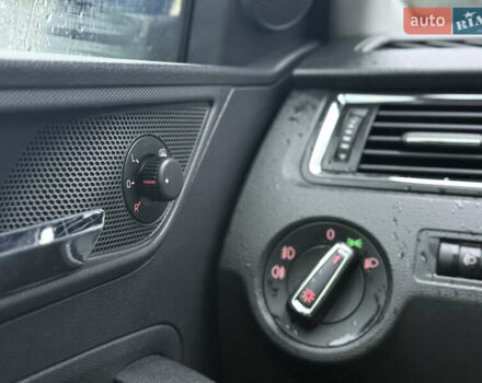 Синій Сеат Toledo, об'ємом двигуна 1.2 л та пробігом 232 тис. км за 8555 $, фото 10 на Automoto.ua