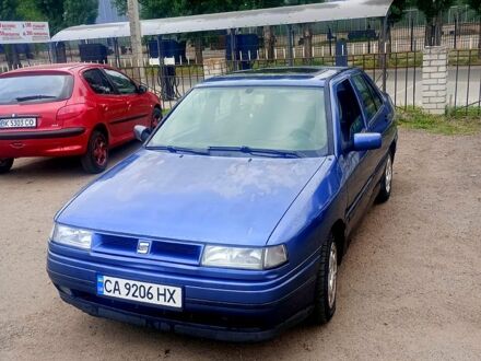 Синій Сеат Toledo, об'ємом двигуна 2 л та пробігом 300 тис. км за 1400 $, фото 1 на Automoto.ua