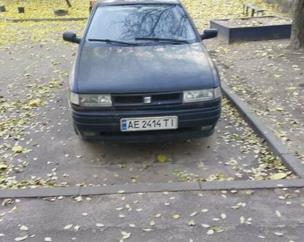 Синий Сеат Толедо, объемом двигателя 1.6 л и пробегом 325 тыс. км за 1100 $, фото 1 на Automoto.ua