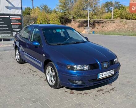 Синій Сеат Toledo, об'ємом двигуна 1.8 л та пробігом 266 тис. км за 3500 $, фото 1 на Automoto.ua