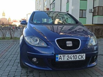 Сеат Толедо 2005 в Ивано-Франковске на Automoto.ua Синий Сеат Толедо, объемом двигателя 1.98 л и пробегом 165 тыс. км за 4700 $, фото 1 на Automoto.ua