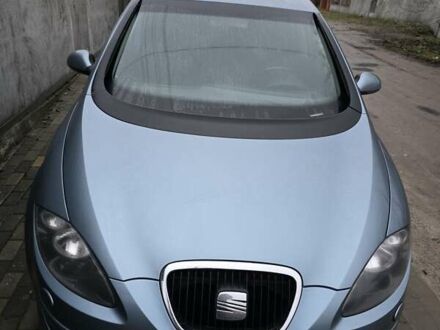 Синий Сеат Толедо, объемом двигателя 1.6 л и пробегом 240 тыс. км за 5100 $, фото 1 на Automoto.ua