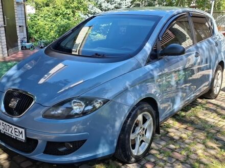 Синій Сеат Toledo, об'ємом двигуна 1.6 л та пробігом 253 тис. км за 4800 $, фото 1 на Automoto.ua