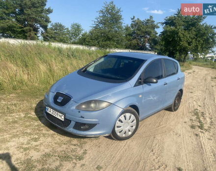 Синій Сеат Toledo, об'ємом двигуна 1.6 л та пробігом 300 тис. км за 3500 $, фото 1 на Automoto.ua