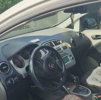 Белый Сеат Altea XL, объемом двигателя 1.9 л и пробегом 250 тыс. км за 6300 $, фото 5 на Automoto.ua