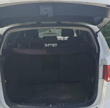 Белый Сеат Altea XL, объемом двигателя 1.9 л и пробегом 250 тыс. км за 6300 $, фото 4 на Automoto.ua