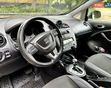 Белый Сеат Altea XL, объемом двигателя 1.6 л и пробегом 290 тыс. км за 7000 $, фото 8 на Automoto.ua