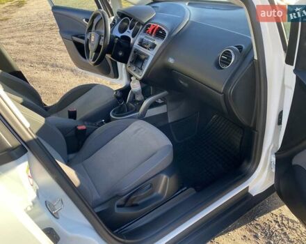 Білий Сеат Altea XL, об'ємом двигуна 1.4 л та пробігом 195 тис. км за 7800 $, фото 7 на Automoto.ua