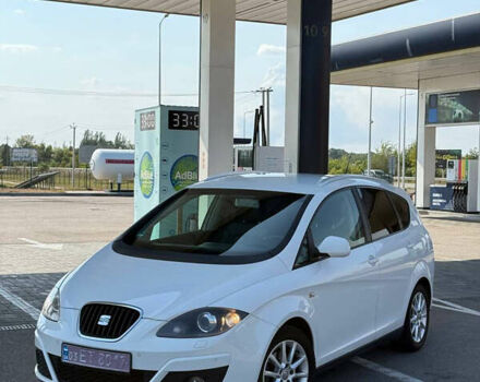 Белый Сеат Altea XL, объемом двигателя 1.6 л и пробегом 250 тыс. км за 7299 $, фото 2 на Automoto.ua