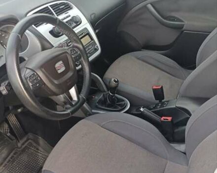 Сеат Altea XL 2011 в Виннице на Automoto.ua Белый Сеат Altea XL, объемом двигателя 1.6 л и пробегом 230 тыс. км за 7499 $, фото 7 на Automoto.ua