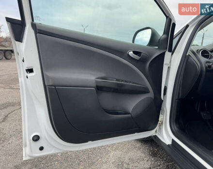 Білий Сеат Altea XL, об'ємом двигуна 1.8 л та пробігом 164 тис. км за 8700 $, фото 47 на Automoto.ua