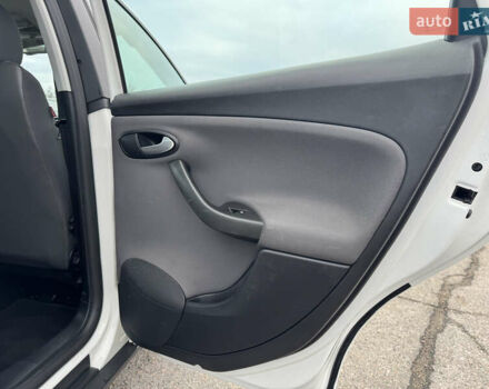 Білий Сеат Altea XL, об'ємом двигуна 1.8 л та пробігом 164 тис. км за 8700 $, фото 61 на Automoto.ua