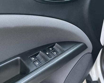 Белый Сеат Altea XL, объемом двигателя 1.4 л и пробегом 55 тыс. км за 9400 $, фото 12 на Automoto.ua