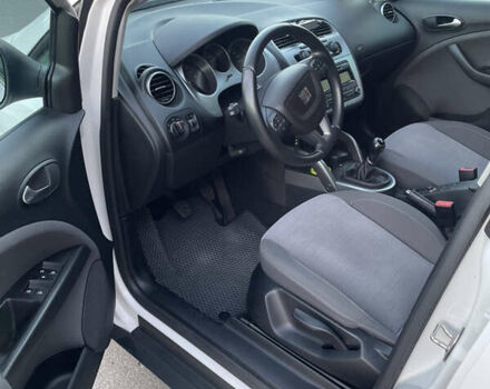 Белый Сеат Altea XL, объемом двигателя 1.4 л и пробегом 55 тыс. км за 9400 $, фото 7 на Automoto.ua