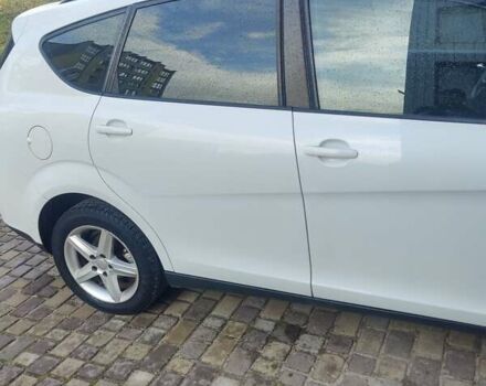 Білий Сеат Altea XL, об'ємом двигуна 1.6 л та пробігом 132 тис. км за 7500 $, фото 6 на Automoto.ua