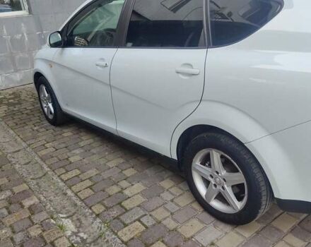 Білий Сеат Altea XL, об'ємом двигуна 1.6 л та пробігом 132 тис. км за 7500 $, фото 24 на Automoto.ua