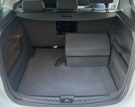 Белый Сеат Altea XL, объемом двигателя 1.4 л и пробегом 55 тыс. км за 9400 $, фото 6 на Automoto.ua