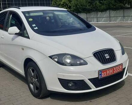 Белый Сеат Altea XL, объемом двигателя 2 л и пробегом 256 тыс. км за 9700 $, фото 3 на Automoto.ua