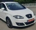 Белый Сеат Altea XL, объемом двигателя 2 л и пробегом 256 тыс. км за 9700 $, фото 3 на Automoto.ua
