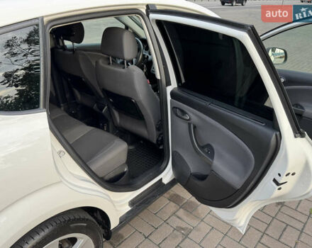 Белый Сеат Altea XL, объемом двигателя 1.6 л и пробегом 160 тыс. км за 11300 $, фото 17 на Automoto.ua