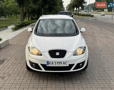 Белый Сеат Altea XL, объемом двигателя 1.6 л и пробегом 160 тыс. км за 11300 $, фото 2 на Automoto.ua