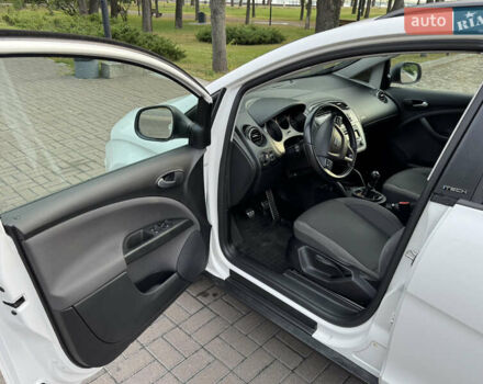 Белый Сеат Altea XL, объемом двигателя 1.6 л и пробегом 160 тыс. км за 11300 $, фото 11 на Automoto.ua