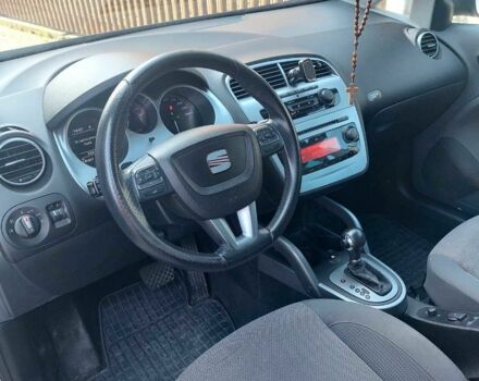 Сеат Altea XL 2009 у Городке на Automoto.ua Білий Сеат Altea XL, об'ємом двигуна 1.8 л та пробігом 149 тис. км за 5999 $, фото 4 на Automoto.ua