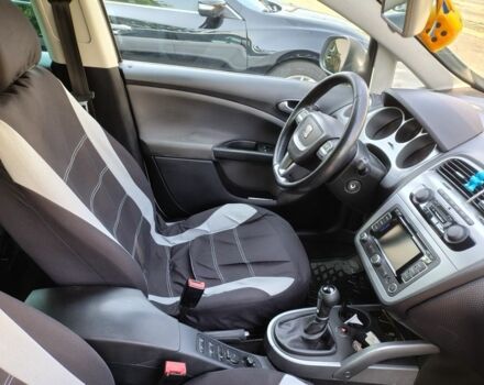 Білий Сеат Altea XL, об'ємом двигуна 1.6 л та пробігом 240 тис. км за 8500 $, фото 7 на Automoto.ua