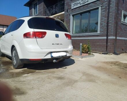 Білий Сеат Altea XL, об'ємом двигуна 1.6 л та пробігом 359 тис. км за 7700 $, фото 2 на Automoto.ua