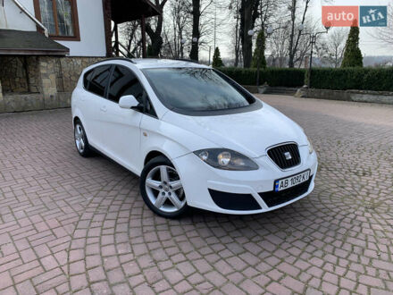 Сеат Altea XL 2009 в Виннице на Automoto.ua Белый Сеат Altea XL, объемом двигателя 1.6 л и пробегом 255 тыс. км за 7800 $, фото 1 на Automoto.ua