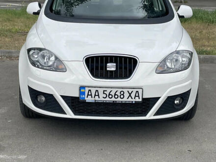 Сеат Altea XL 2010 в Киеве на Automoto.ua Белый Сеат Altea XL, объемом двигателя 1.8 л и пробегом 247 тыс. км за 7500 $, фото 1 на Automoto.ua