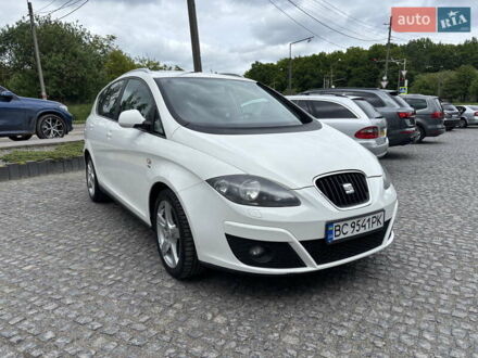 Сеат Altea XL 2010 в Львове на Automoto.ua Белый Сеат Altea XL, объемом двигателя 2 л и пробегом 240 тыс. км за 6900 $, фото 1 на Automoto.ua