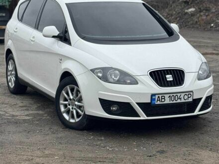 Сеат Altea XL 2011 у Томашполе на Automoto.ua Білий Сеат Altea XL, об'ємом двигуна 1.2 л та пробігом 230 тис. км за 5600 $, фото 1 на Automoto.ua