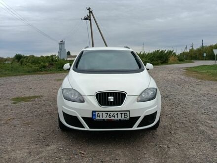 Белый Сеат Altea XL, объемом двигателя 1.6 л и пробегом 229 тыс. км за 7000 $, фото 1 на Automoto.ua