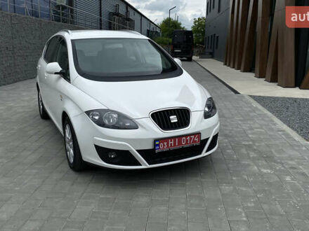 Сеат Altea XL 2012 в Луцке на Automoto.ua Белый Сеат Altea XL, объемом двигателя 1.8 л и пробегом 179 тыс. км за 8999 $, фото 1 на Automoto.ua