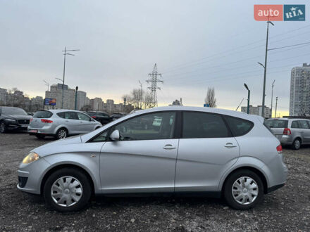 Сеат Altea XL 2012 в Киеве на Automoto.ua Белый Сеат Altea XL, объемом двигателя 1.6 л и пробегом 222 тыс. км за 8500 $, фото 1 на Automoto.ua