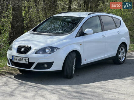Сеат Altea XL 2013 в Фастове на Automoto.ua Белый Сеат Altea XL, объемом двигателя 1.6 л и пробегом 120 тыс. км за 9300 $, фото 1 на Automoto.ua