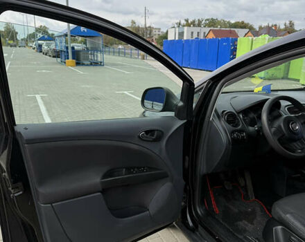 Черный Сеат Altea XL, объемом двигателя 1.9 л и пробегом 256 тыс. км за 5500 $, фото 14 на Automoto.ua