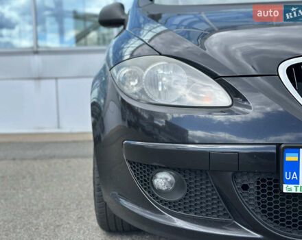 Чорний Сеат Altea XL, об'ємом двигуна 1.6 л та пробігом 293 тис. км за 4690 $, фото 3 на Automoto.ua