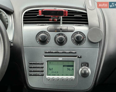 Чорний Сеат Altea XL, об'ємом двигуна 1.6 л та пробігом 293 тис. км за 4690 $, фото 48 на Automoto.ua